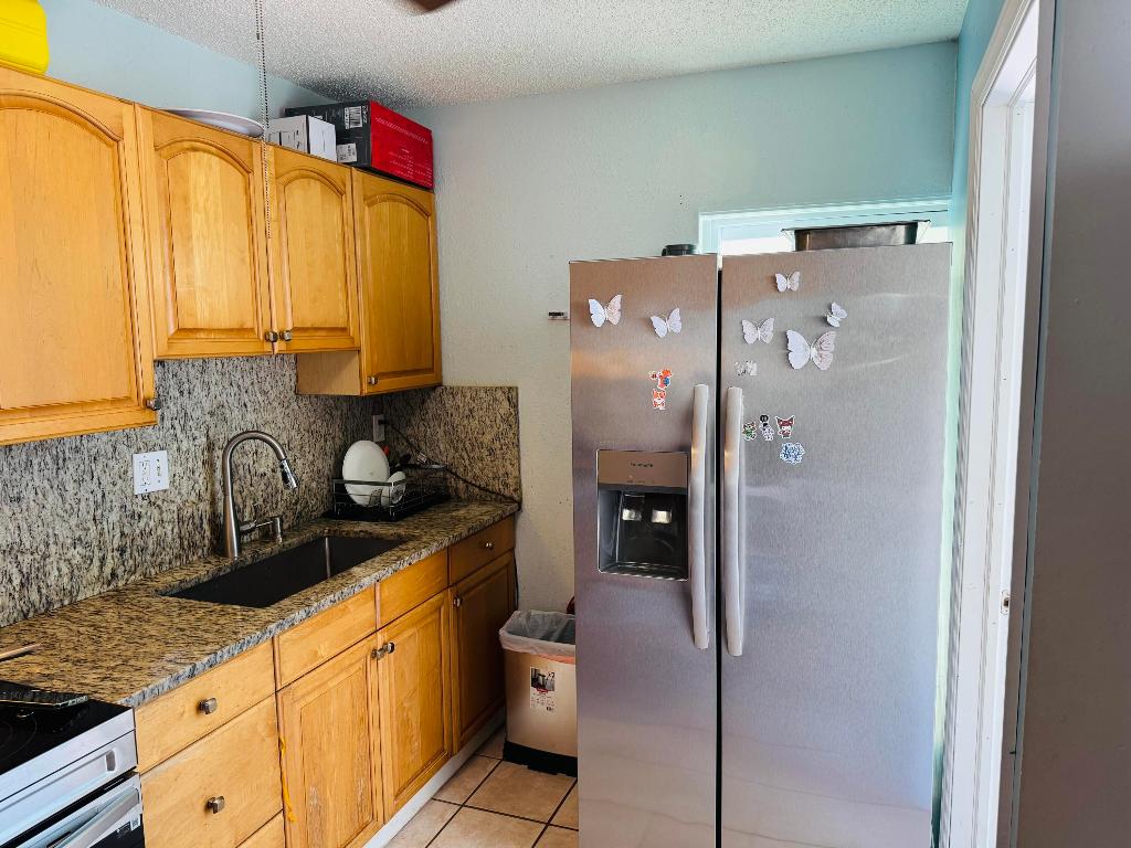 PALM BEACH VILLAS II - Residential