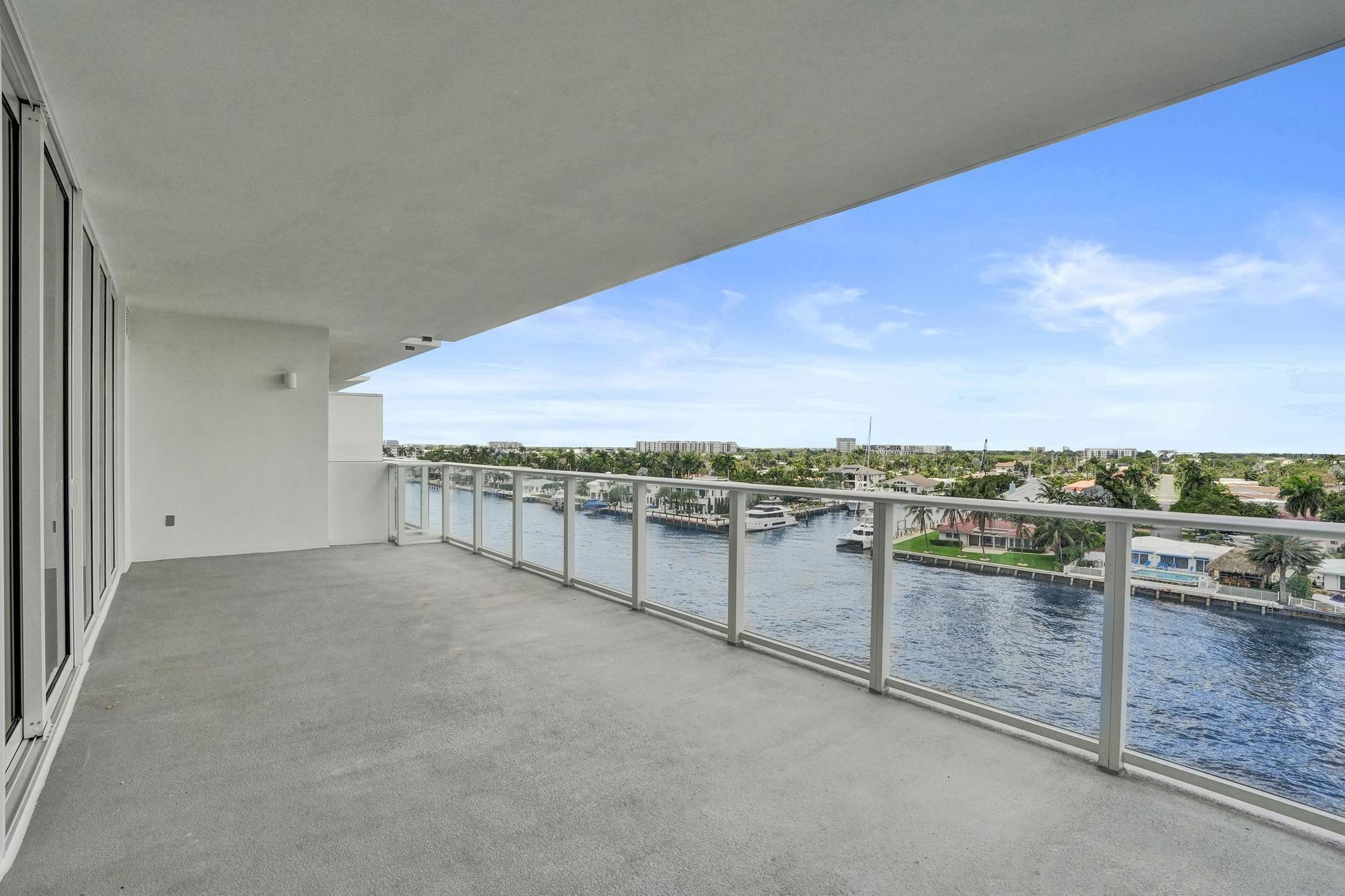407 N Riverside Drive 602