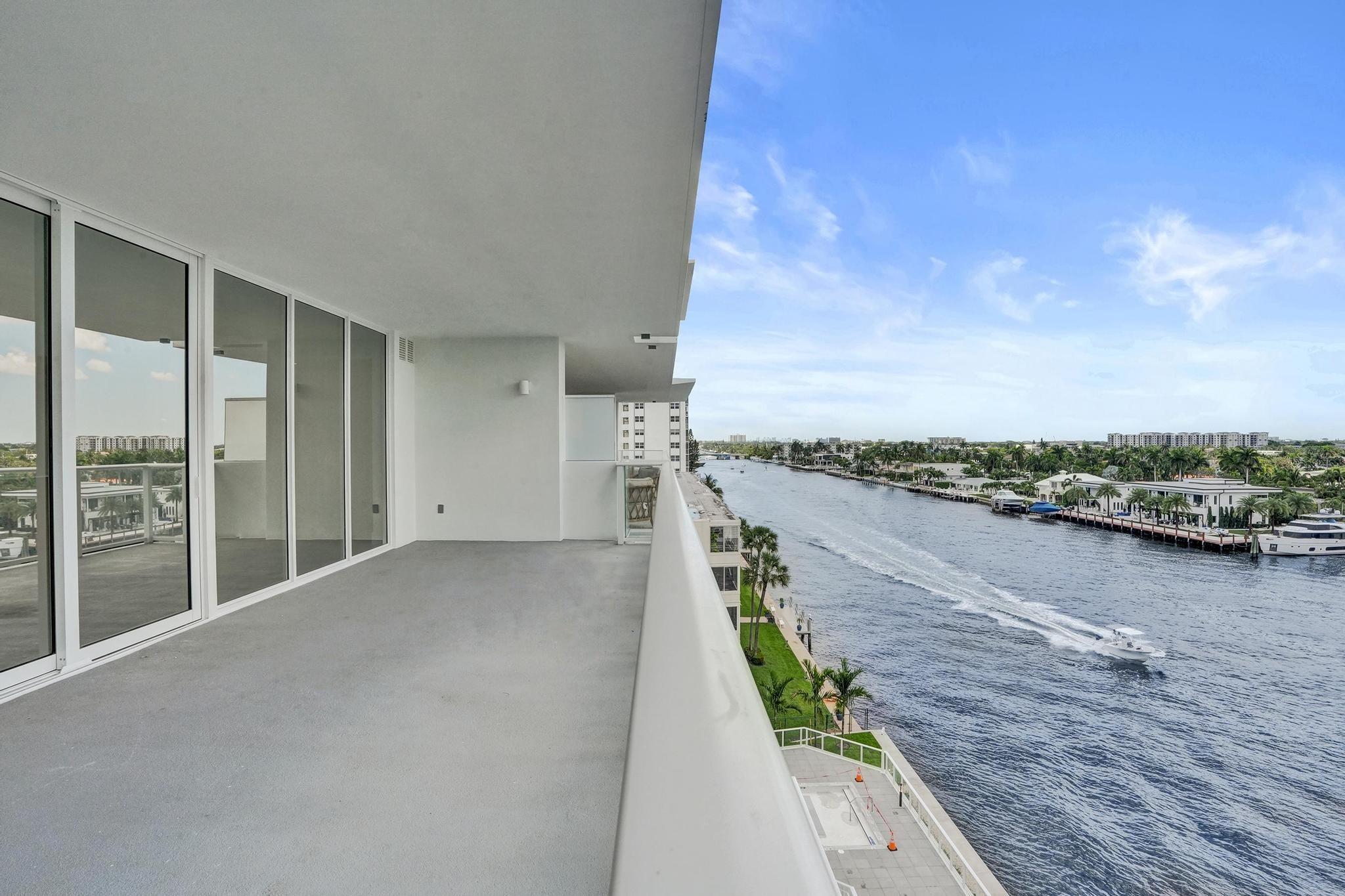 407 N Riverside Drive 602