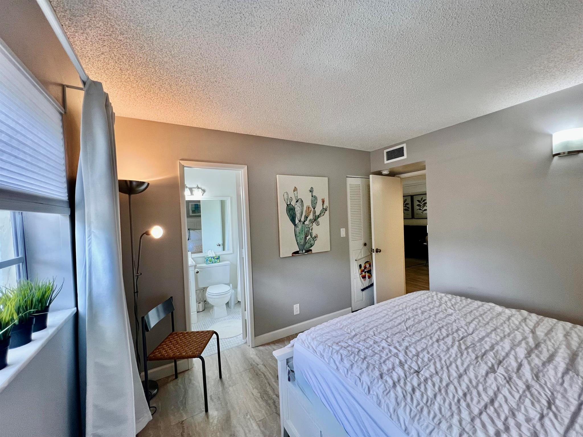 MEADOWS CONDO - Residential