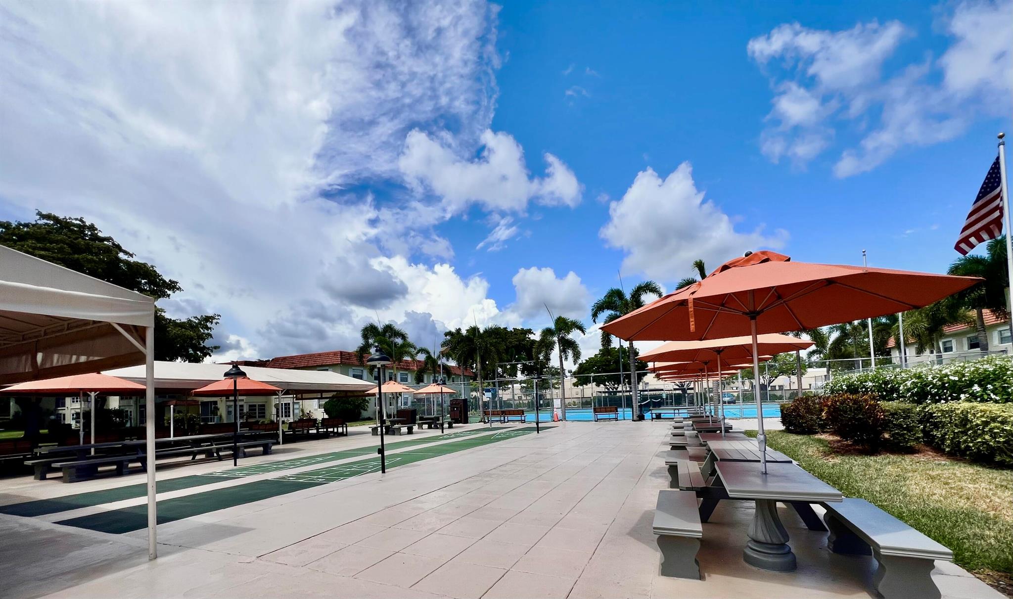 MEADOWS CONDO - Residential