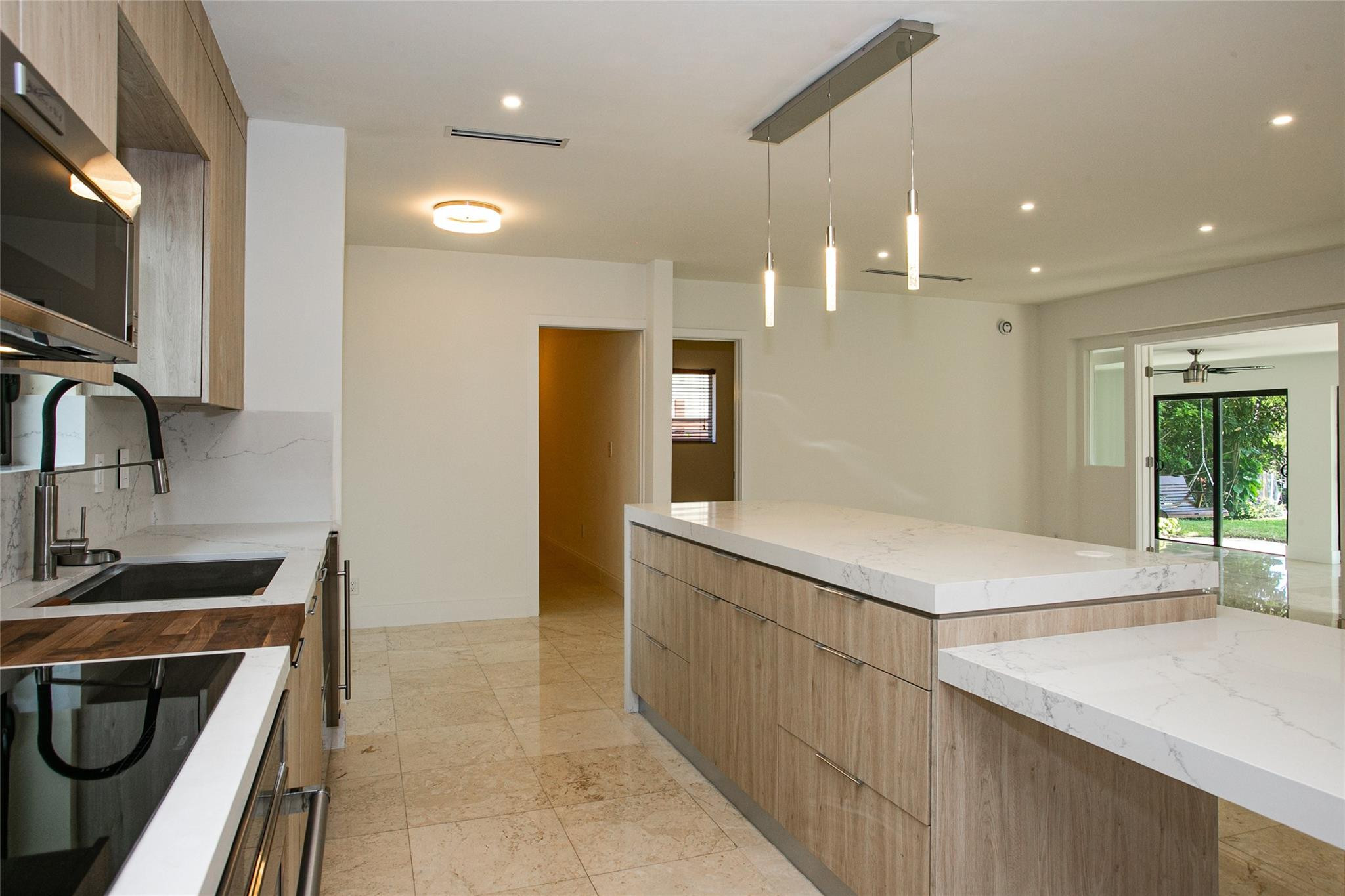 1806 NE 22nd Terrace