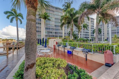 A home in Highland Beach