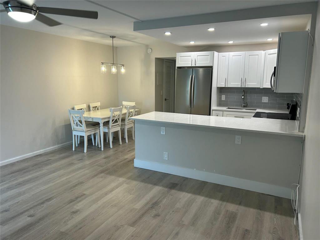 423 MARKHAM T 423