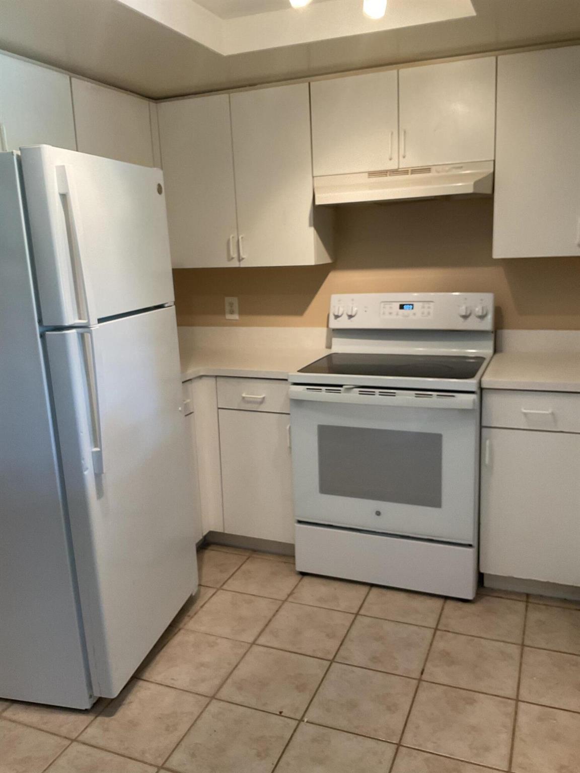 GRAND ISLES CONDO - Residential Lease