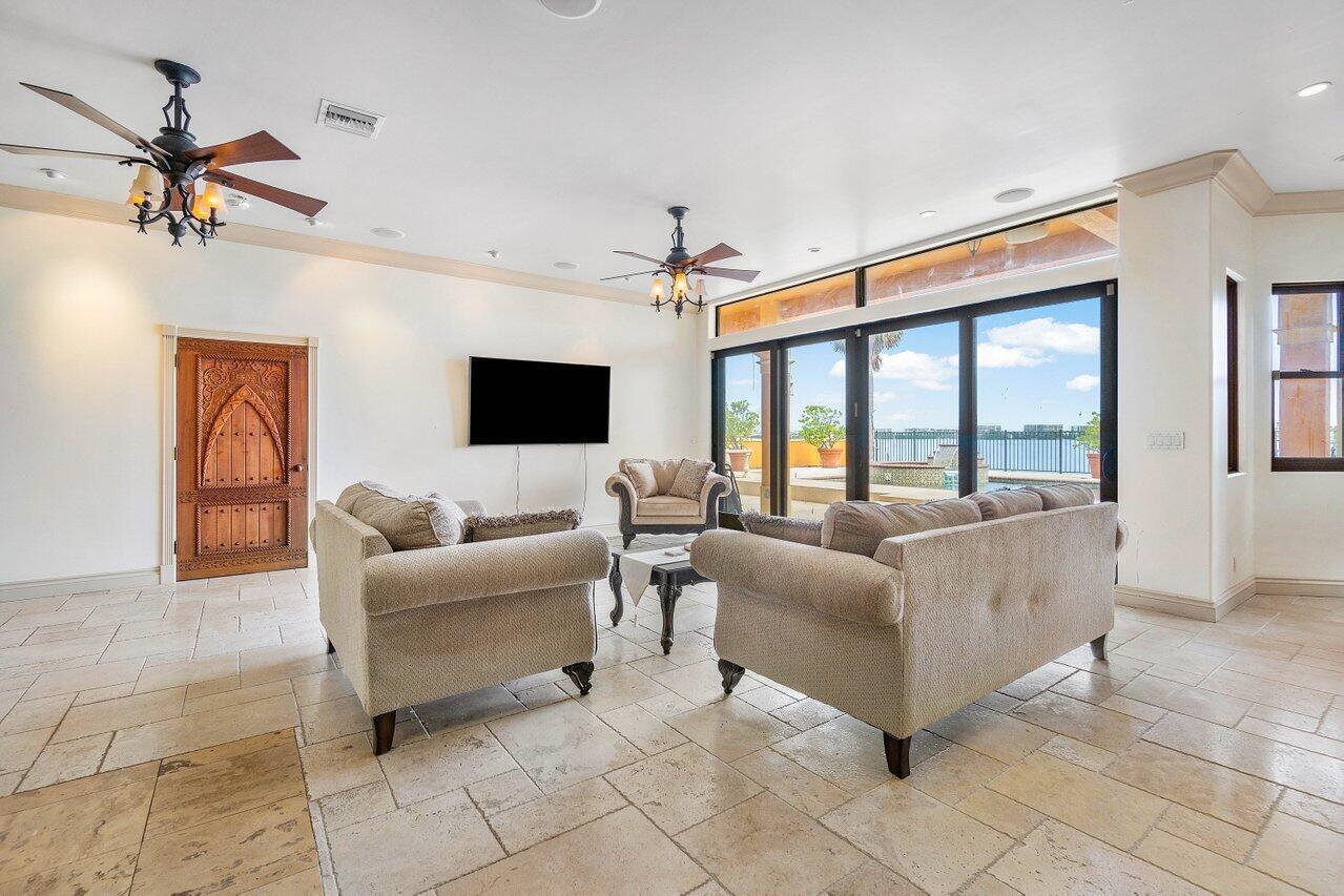 SOUTH PALM PARK - Residential