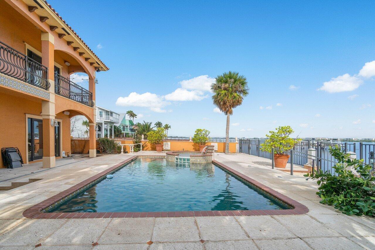 SOUTH PALM PARK - Residential