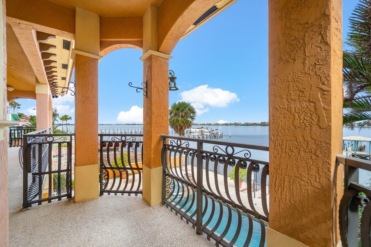 SOUTH PALM PARK - Residential