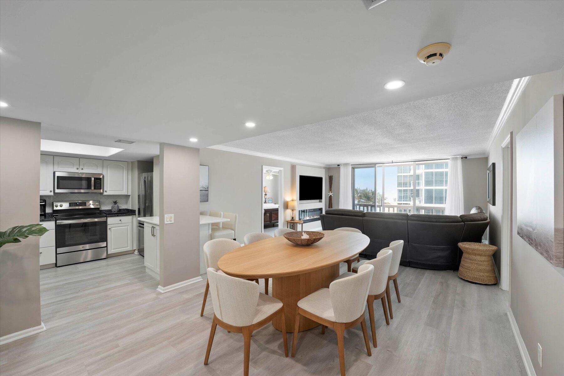 TUSCANY OF PALM BEACH - Residential Lease