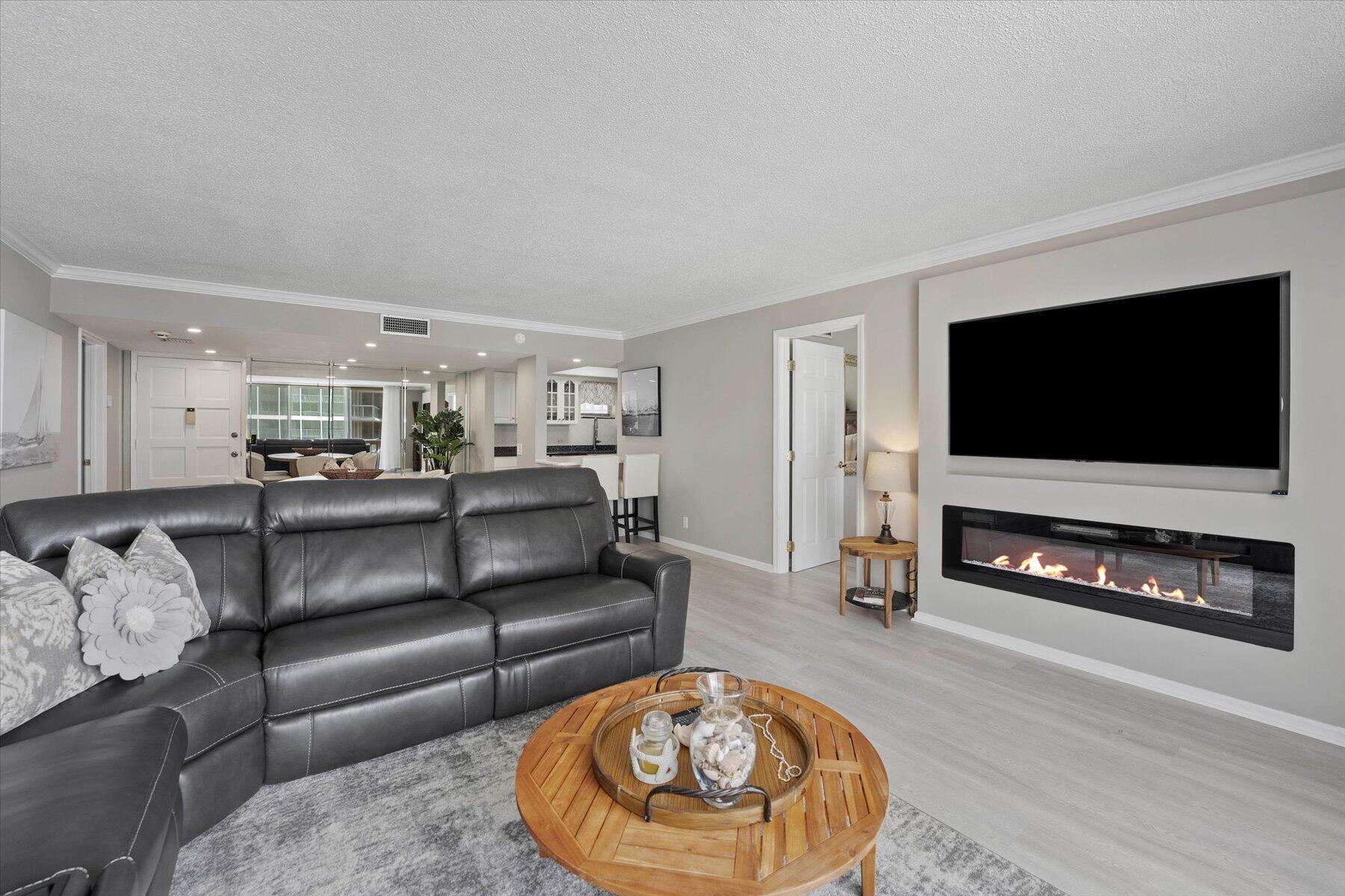 TUSCANY OF PALM BEACH - Residential Lease