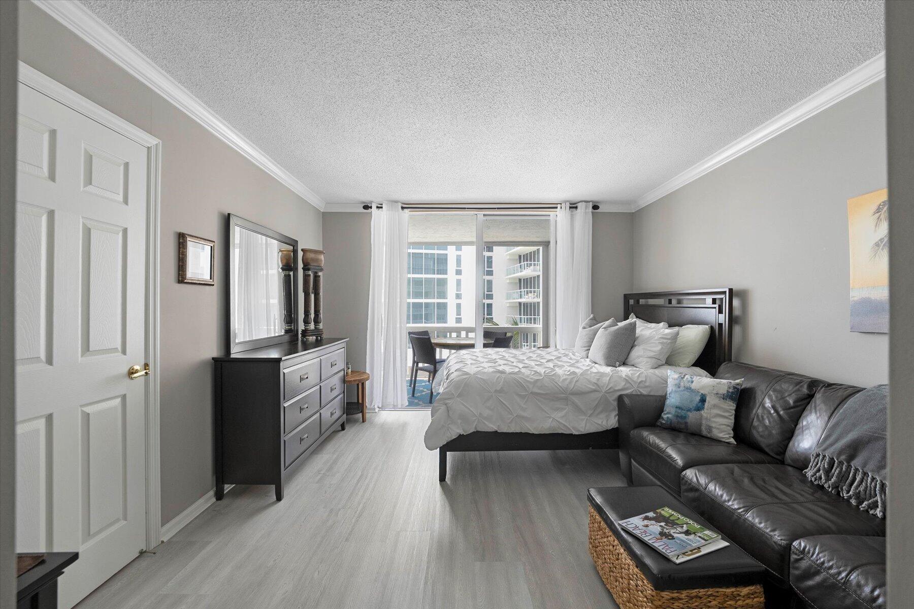 TUSCANY OF PALM BEACH - Residential Lease