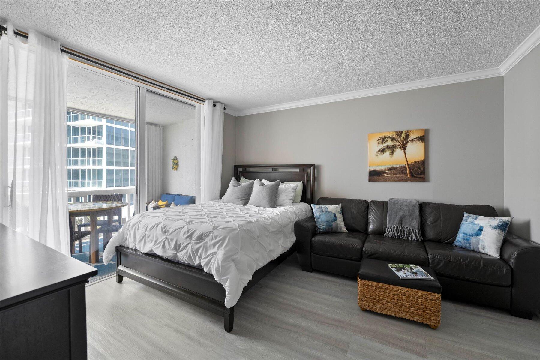 TUSCANY OF PALM BEACH - Residential Lease