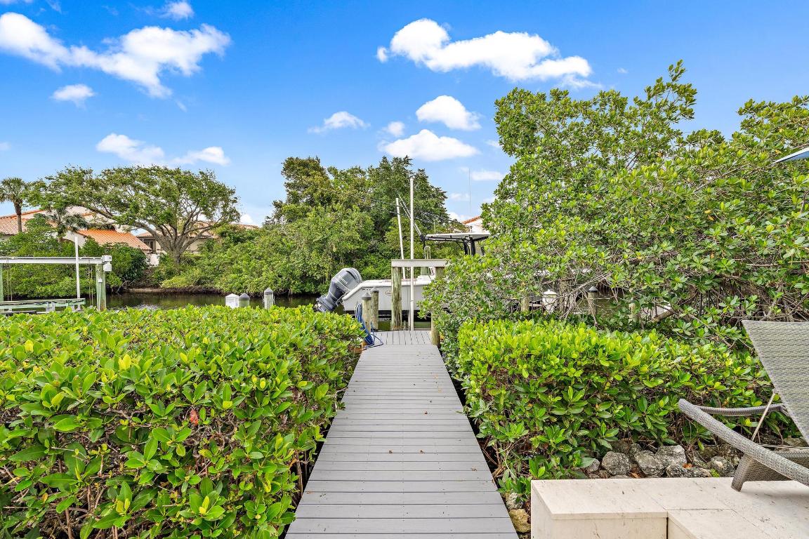 Baytowne Of Jonathans Landing - Residential