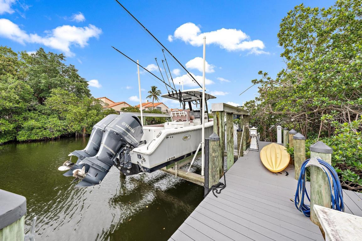 Baytowne Of Jonathans Landing - Residential