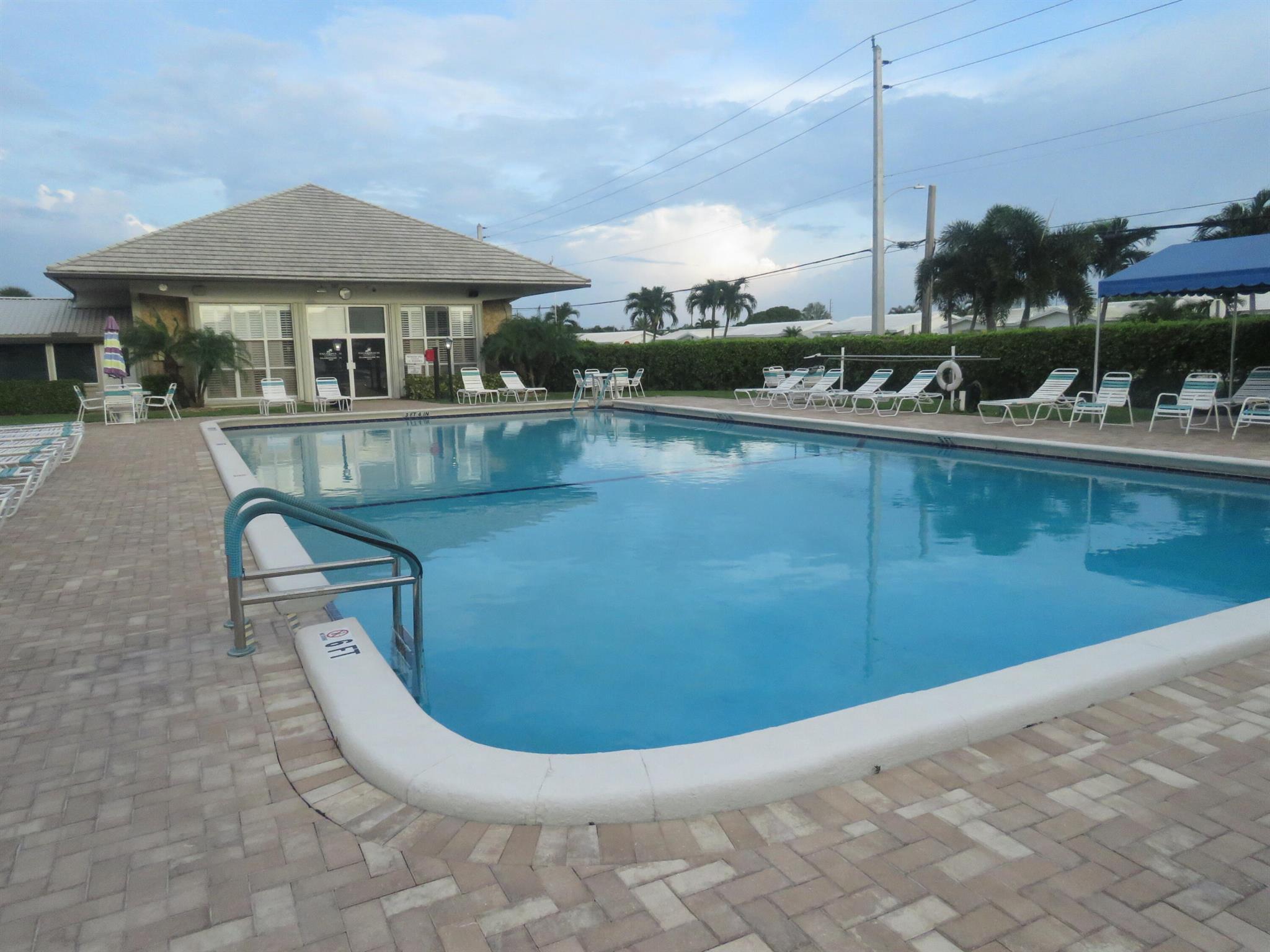 PALM BEACH LEISUREVILLE S - Residential