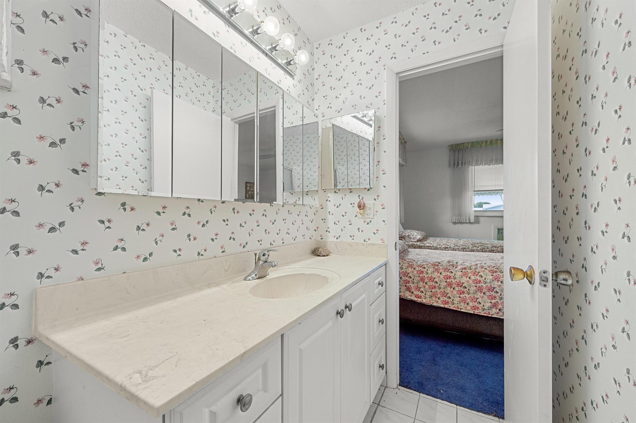 PALM BEACH LEISUREVILLE S - Residential