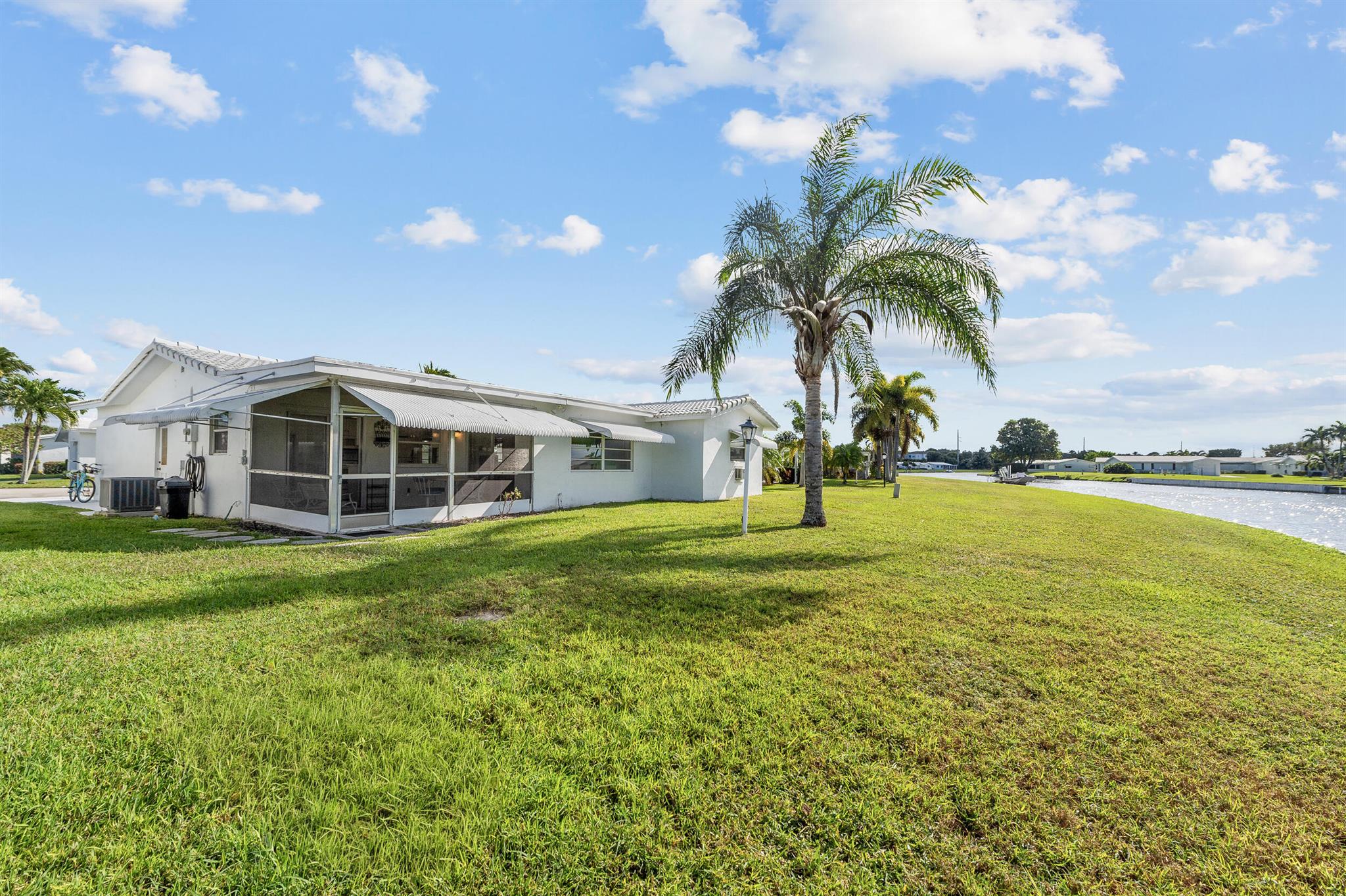 PALM BEACH LEISUREVILLE S - Residential