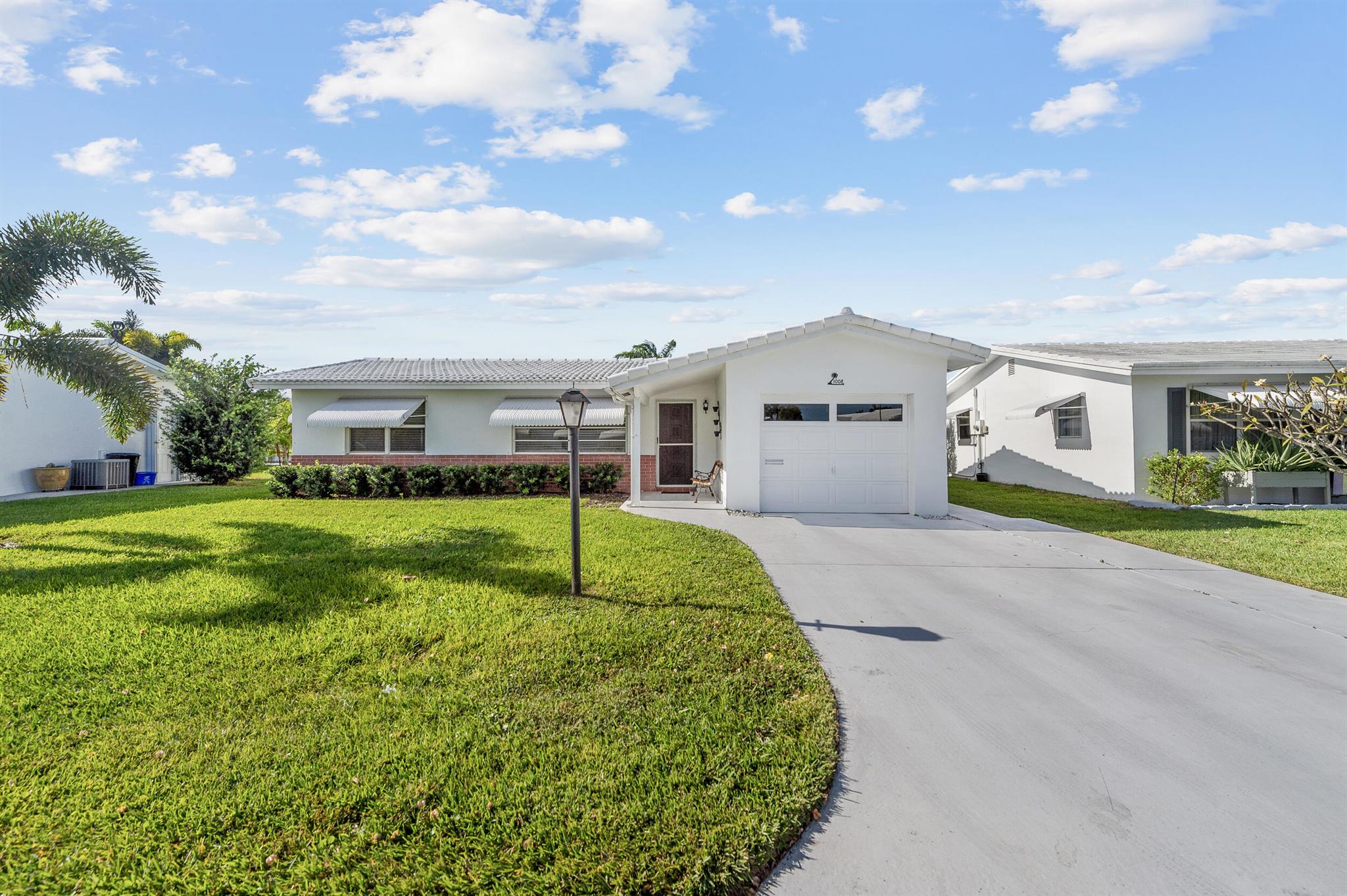 PALM BEACH LEISUREVILLE S - Residential