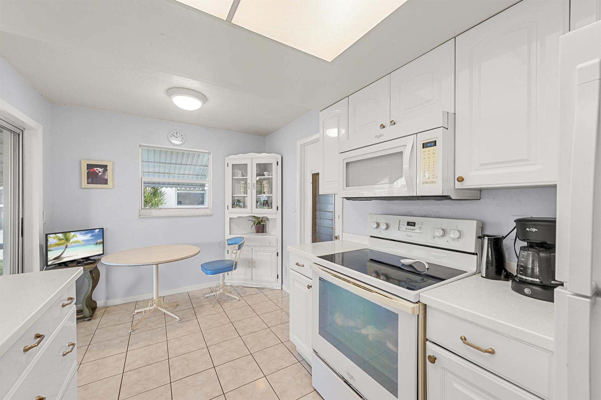 PALM BEACH LEISUREVILLE S - Residential