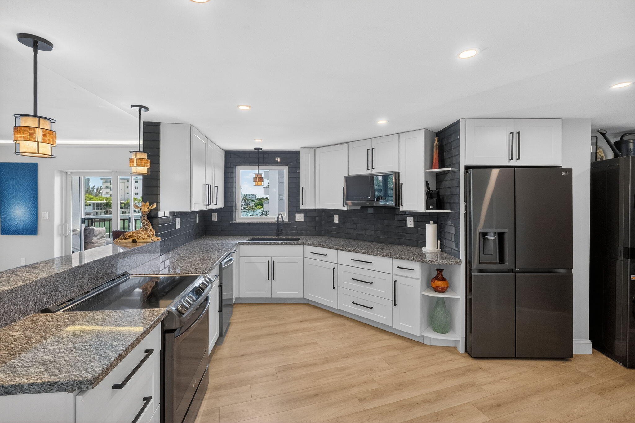 QUAD CONDO - Residential Lease