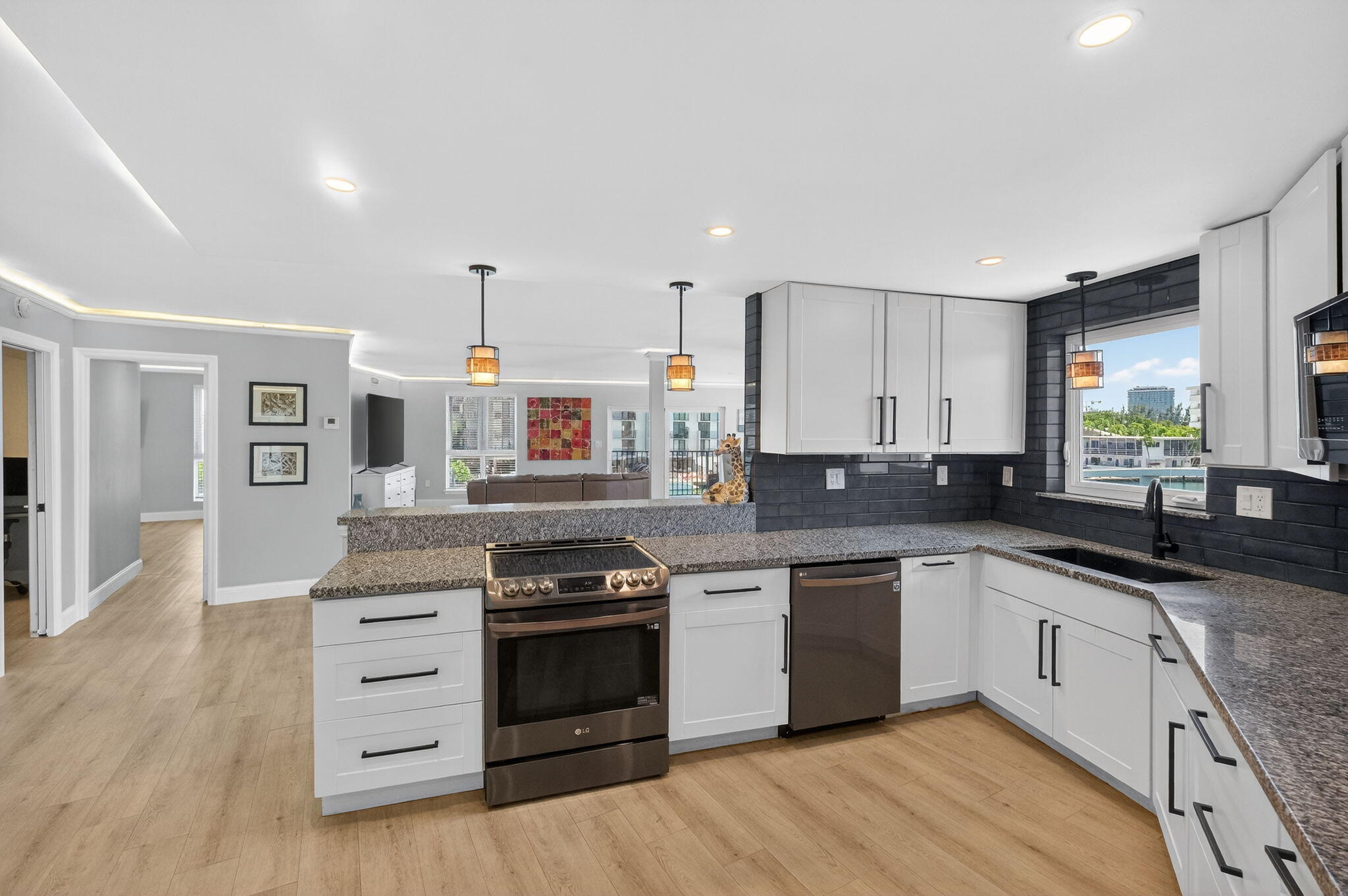 QUAD CONDO - Residential Lease