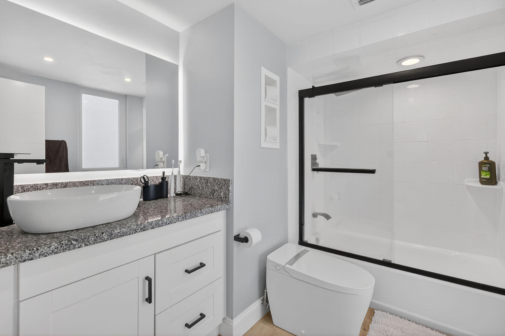 QUAD CONDO - Residential Lease