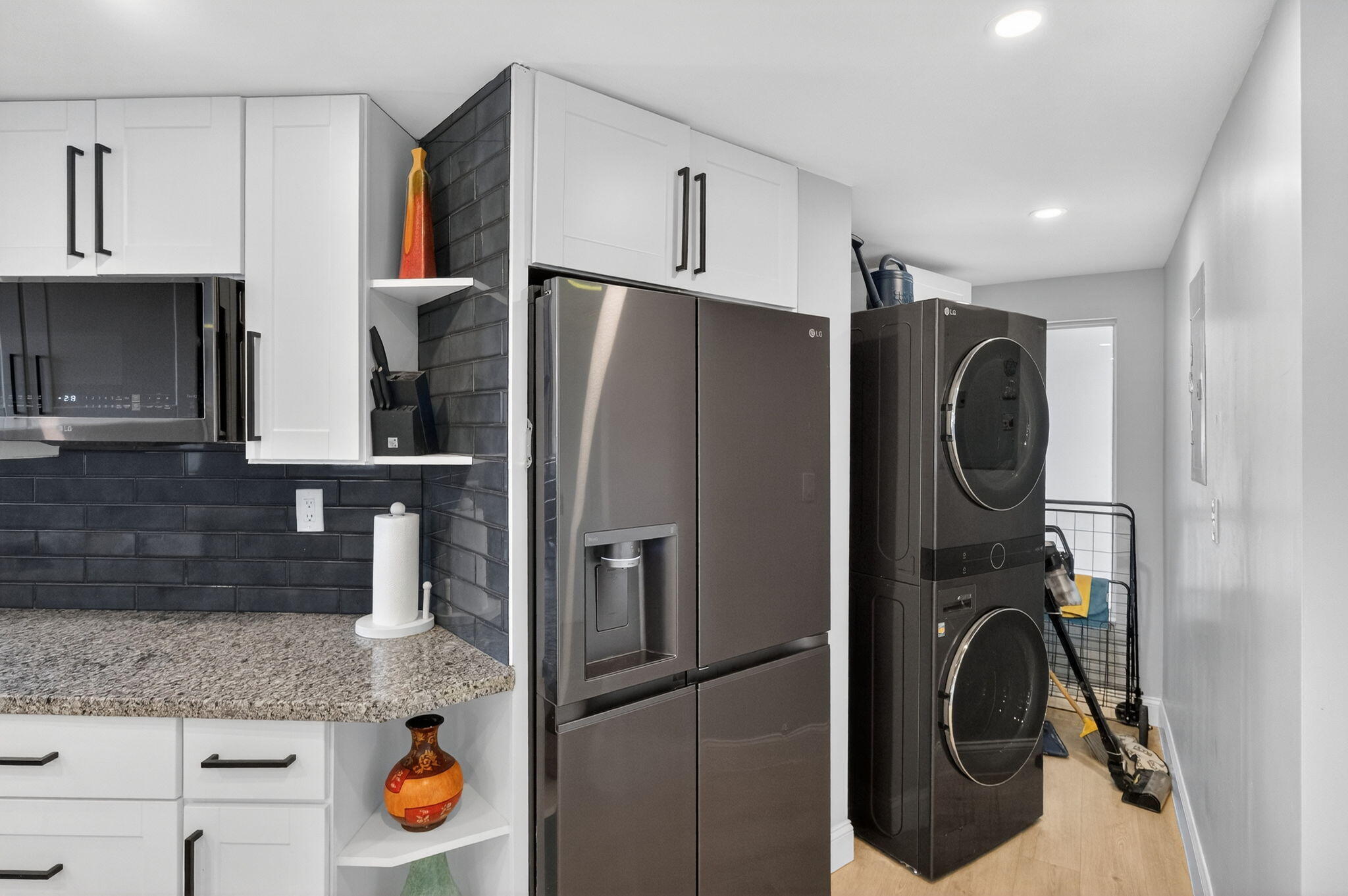 QUAD CONDO - Residential Lease