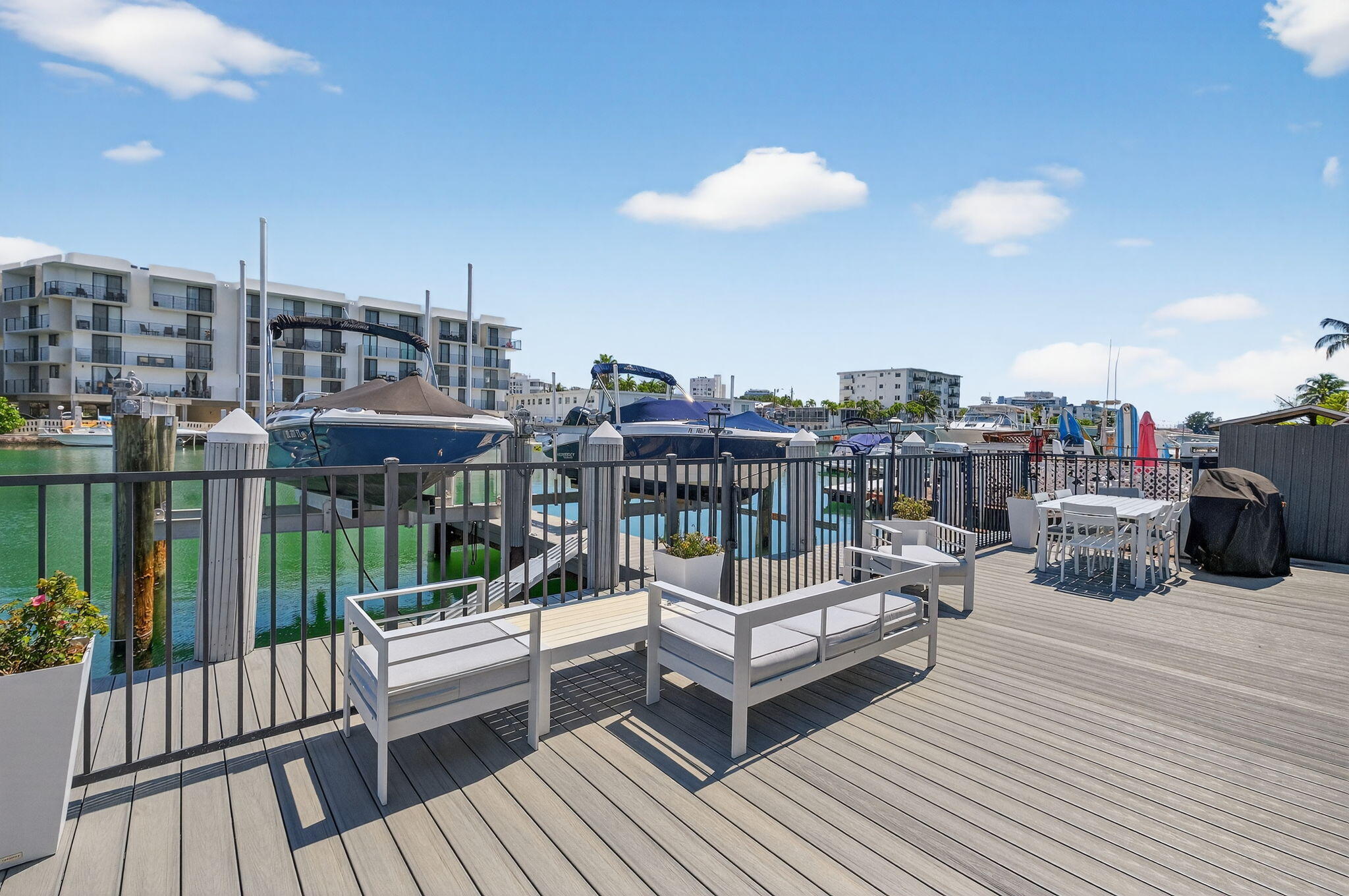 QUAD CONDO - Residential Lease