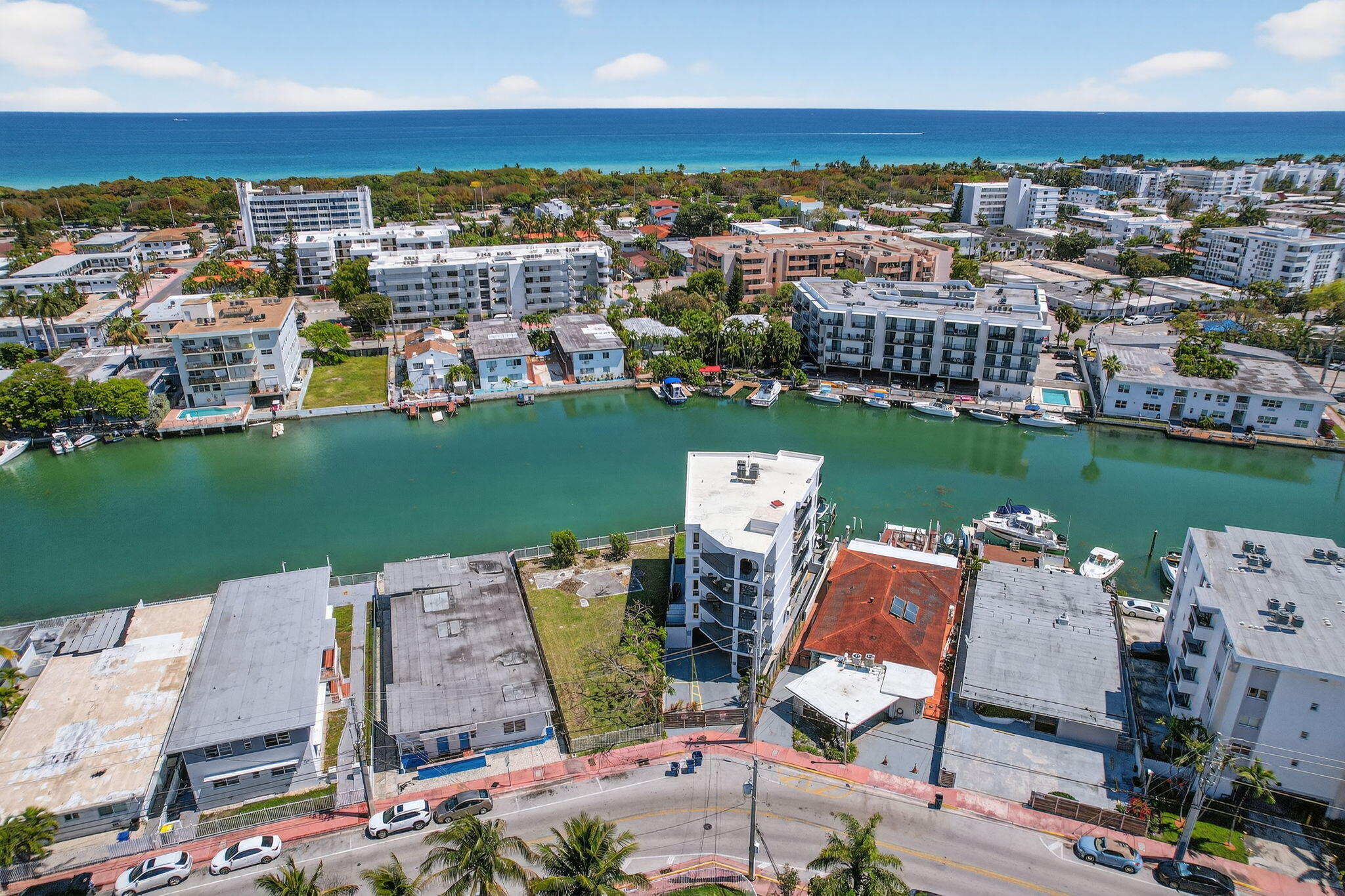 QUAD CONDO - Residential Lease