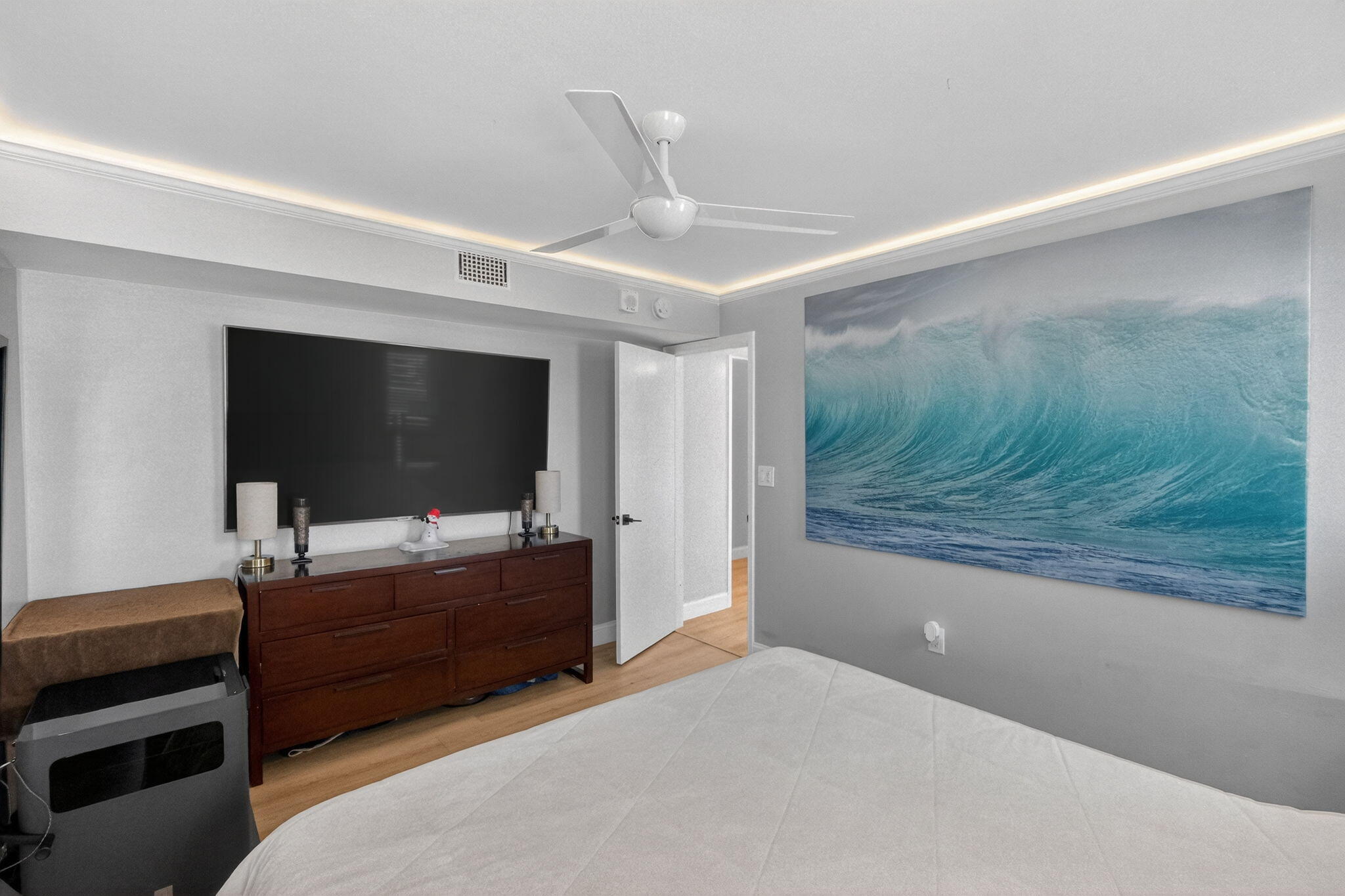 QUAD CONDO - Residential Lease