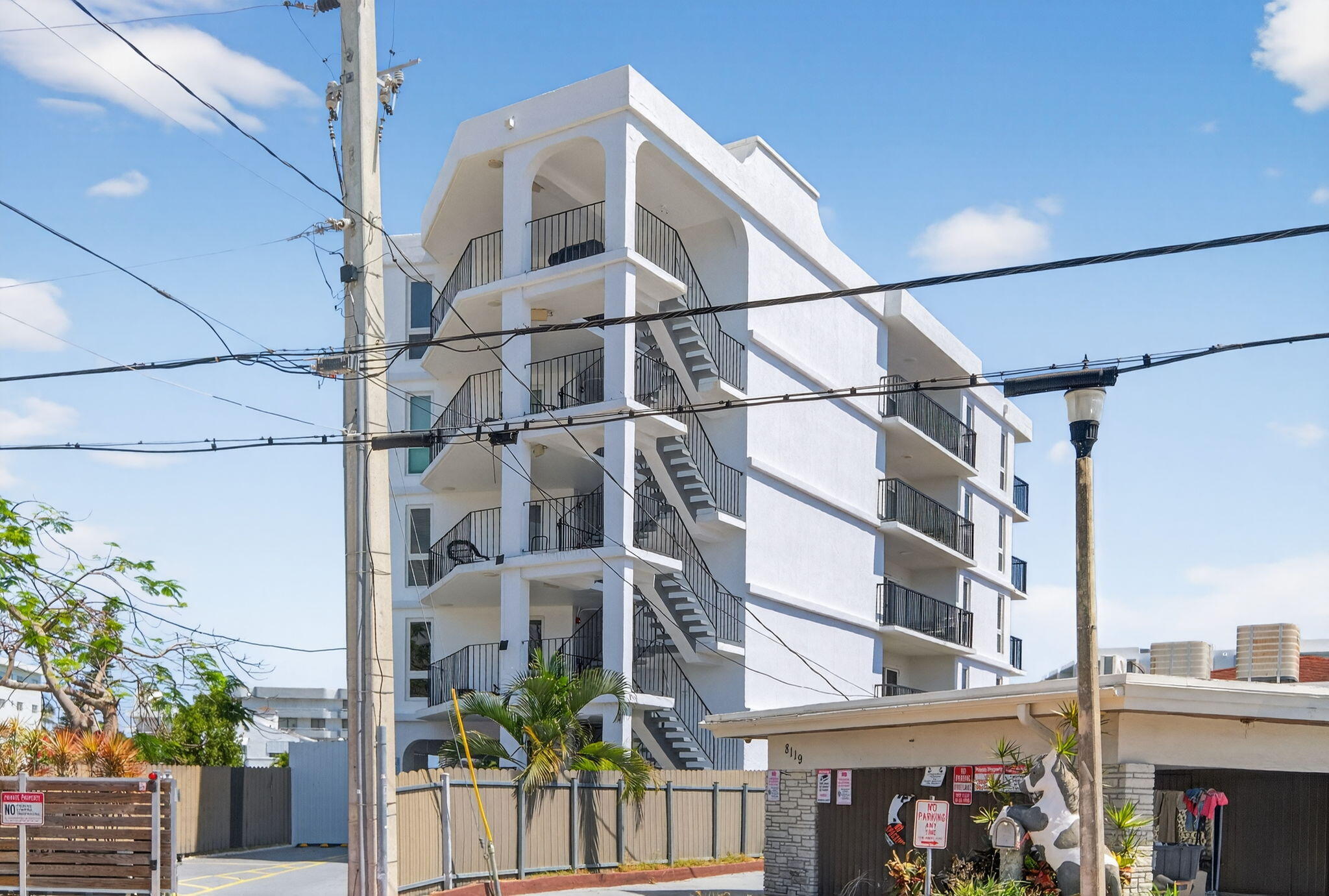 QUAD CONDO - Residential Lease