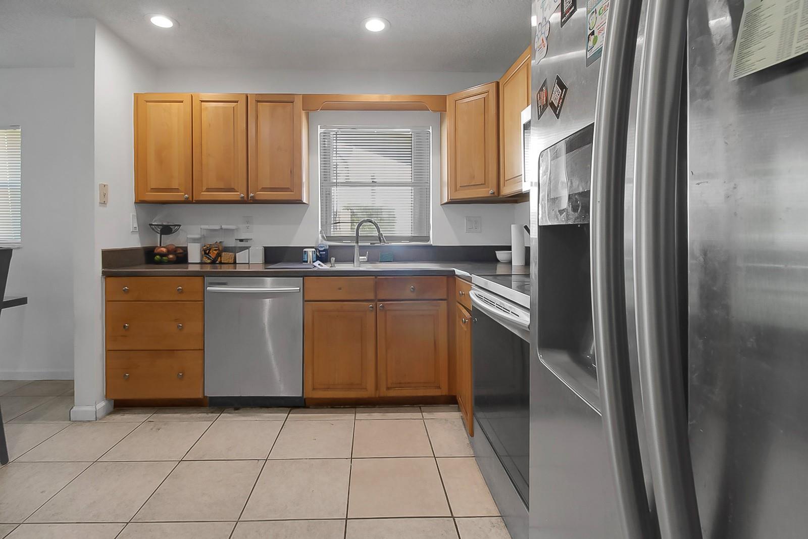 Royal Palm Pointe 86-48 B - Residential