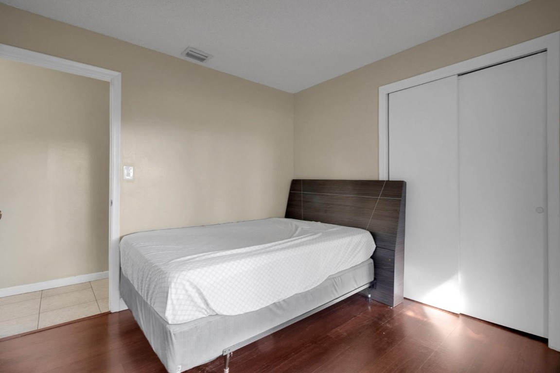 Royal Palm Pointe 86-48 B - Residential