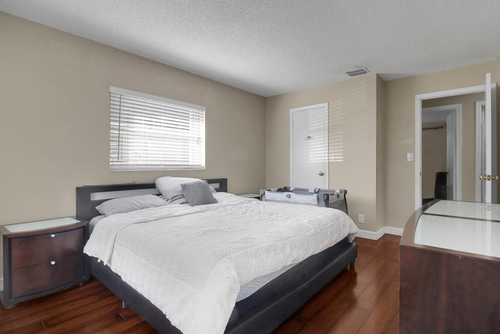 Royal Palm Pointe 86-48 B - Residential