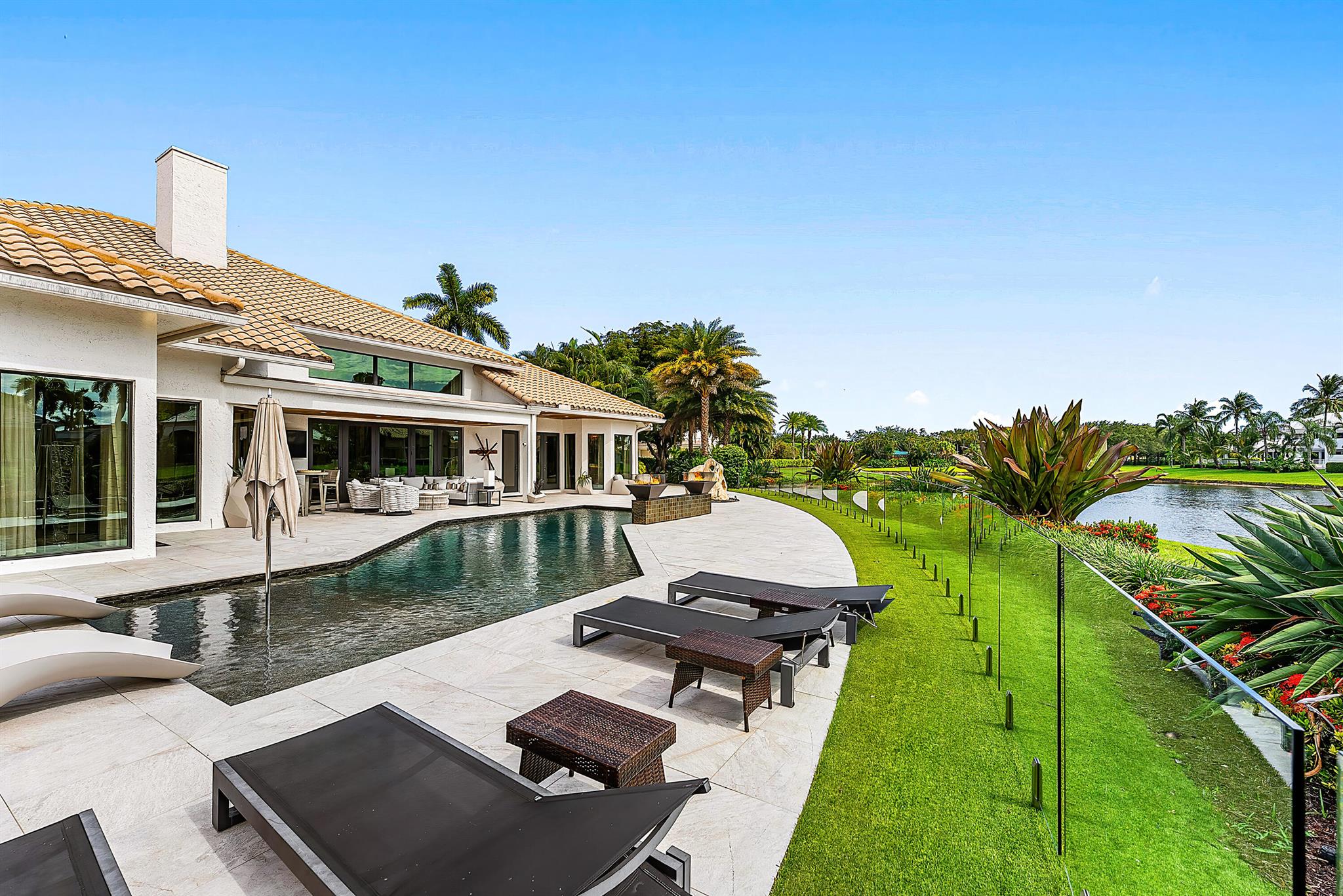 HOLLOWS / POLO CLUB - Residential