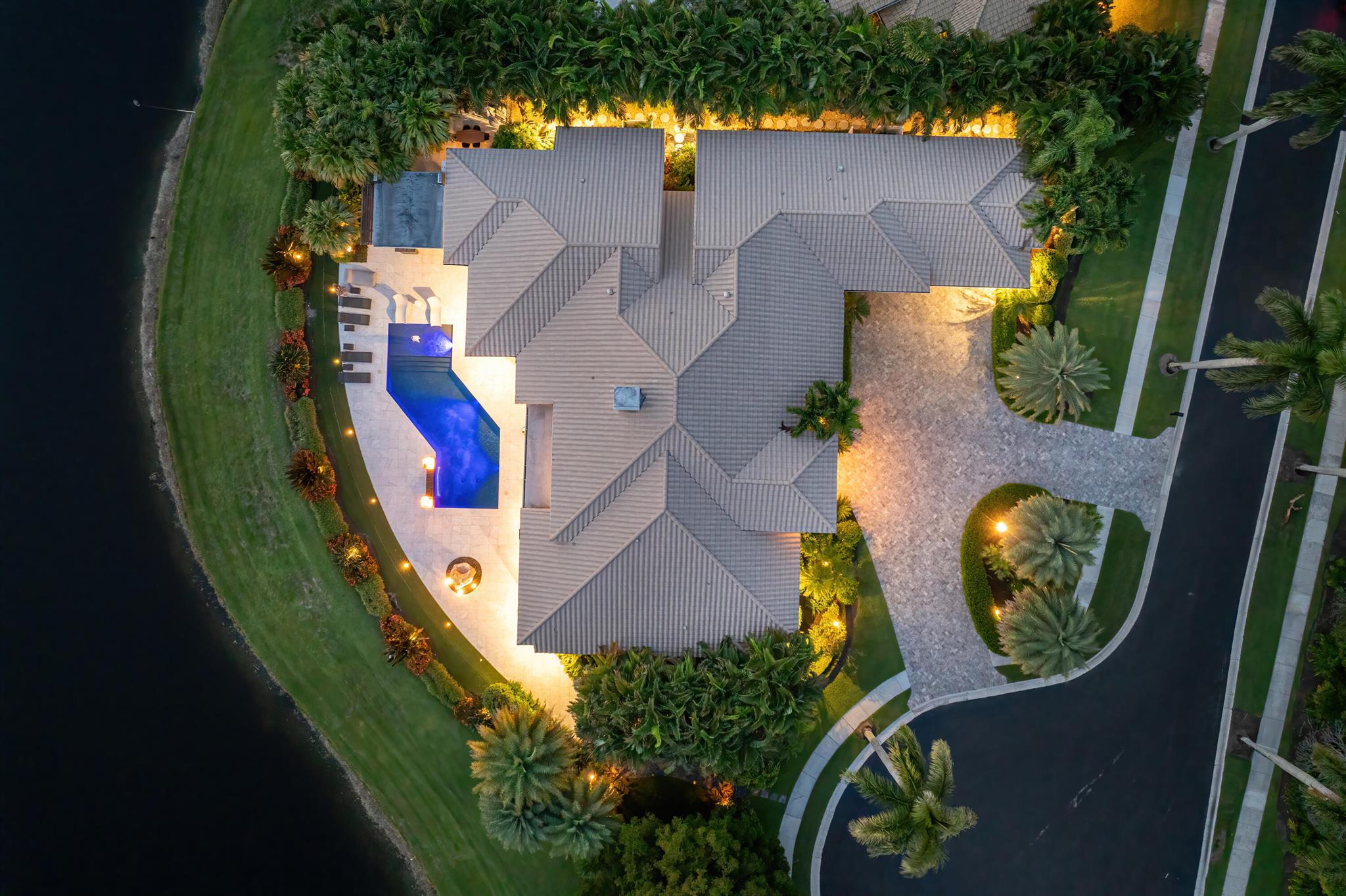 HOLLOWS / POLO CLUB - Residential