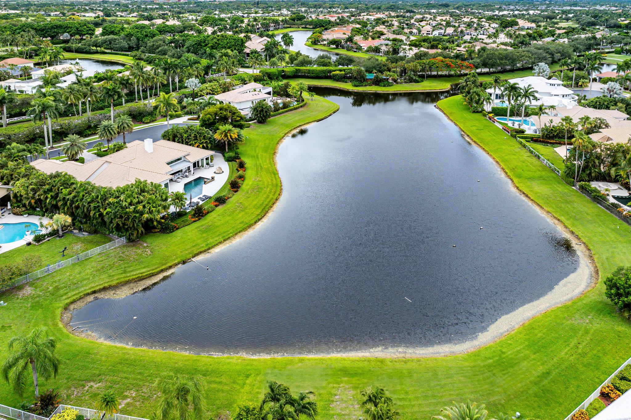 HOLLOWS / POLO CLUB - Residential