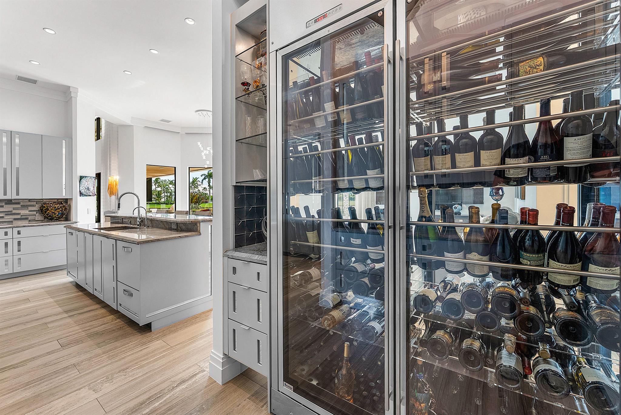 HOLLOWS / POLO CLUB - Residential