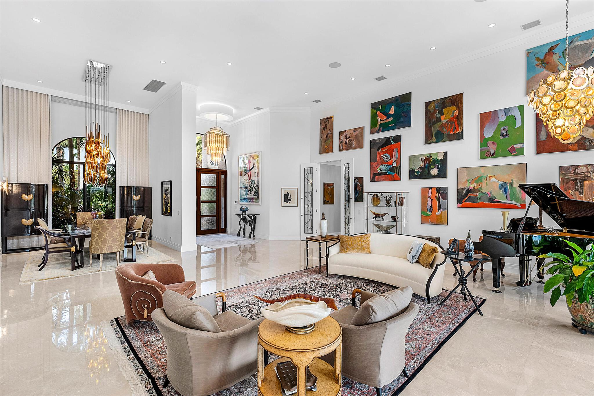 HOLLOWS / POLO CLUB - Residential