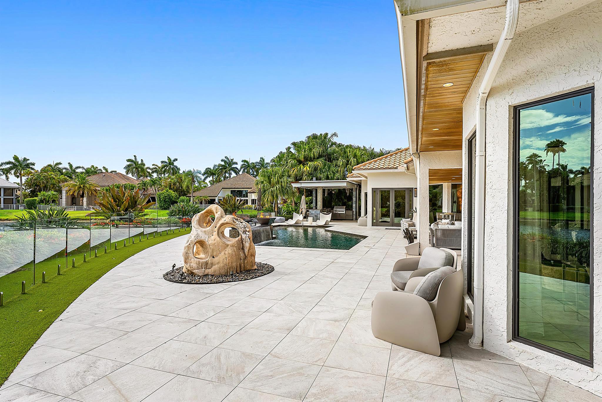 HOLLOWS / POLO CLUB - Residential