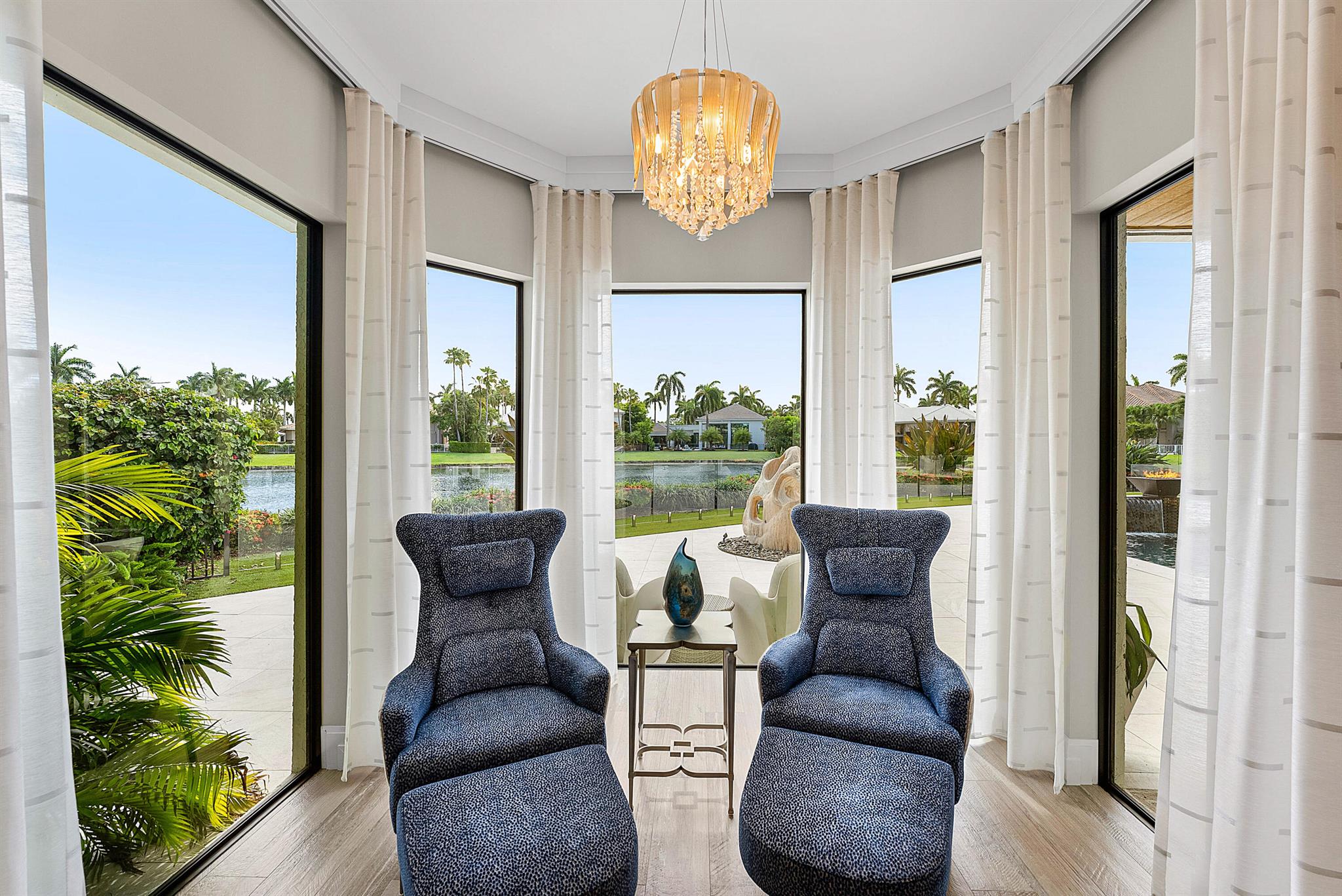 HOLLOWS / POLO CLUB - Residential