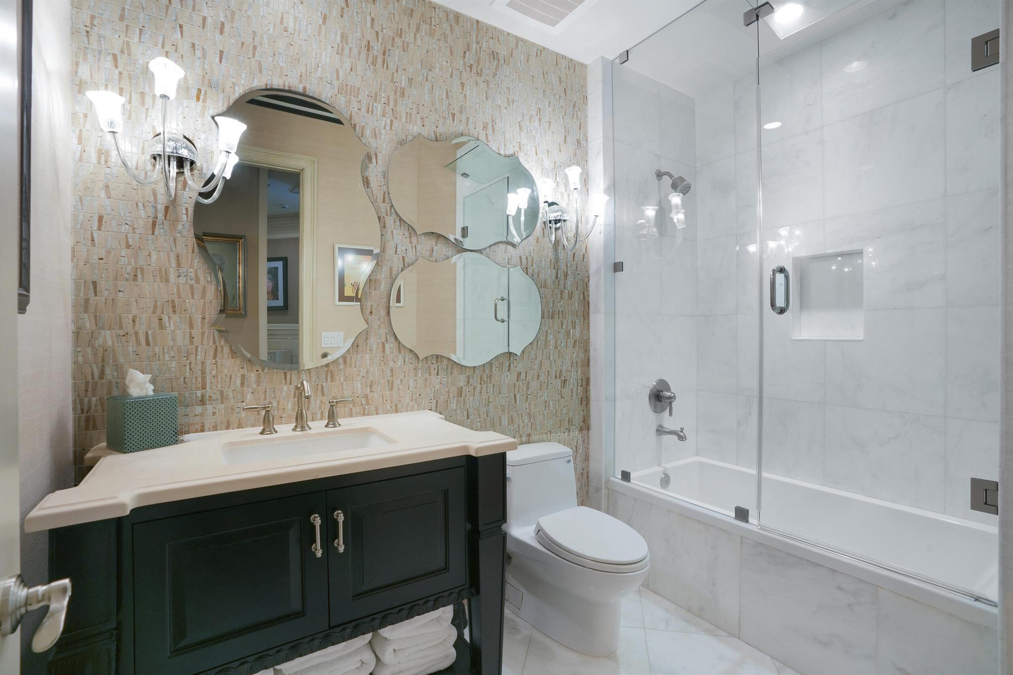 SEAGATE RESIDENCES CONDO - Residential