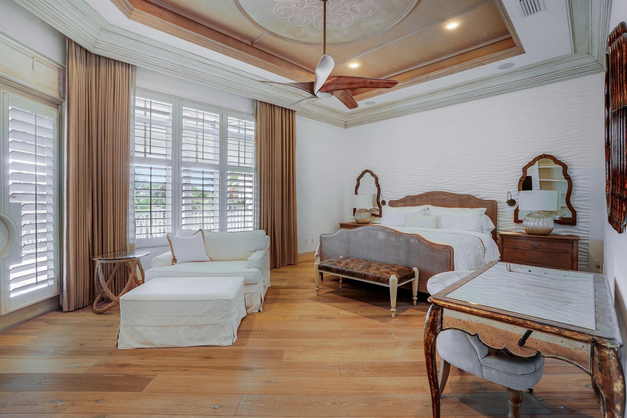 SEAGATE RESIDENCES CONDO - Residential