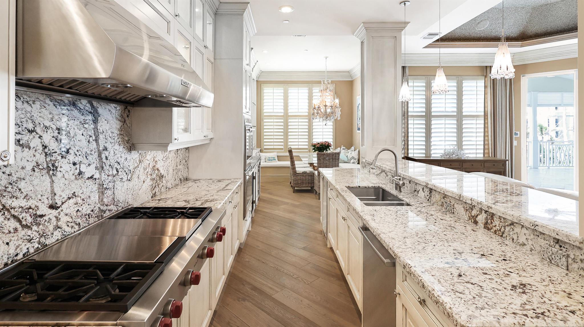 SEAGATE RESIDENCES CONDO - Residential