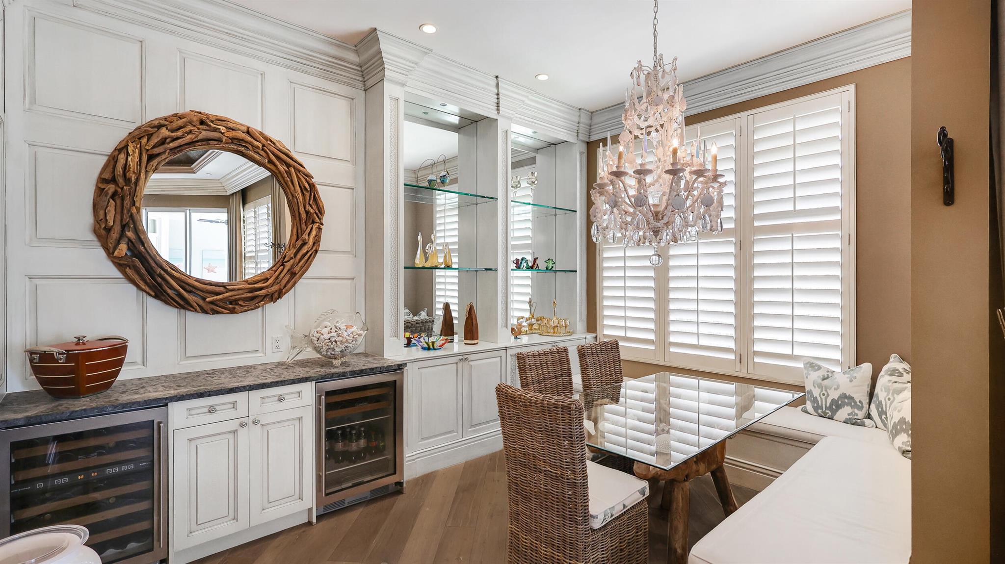 SEAGATE RESIDENCES CONDO - Residential