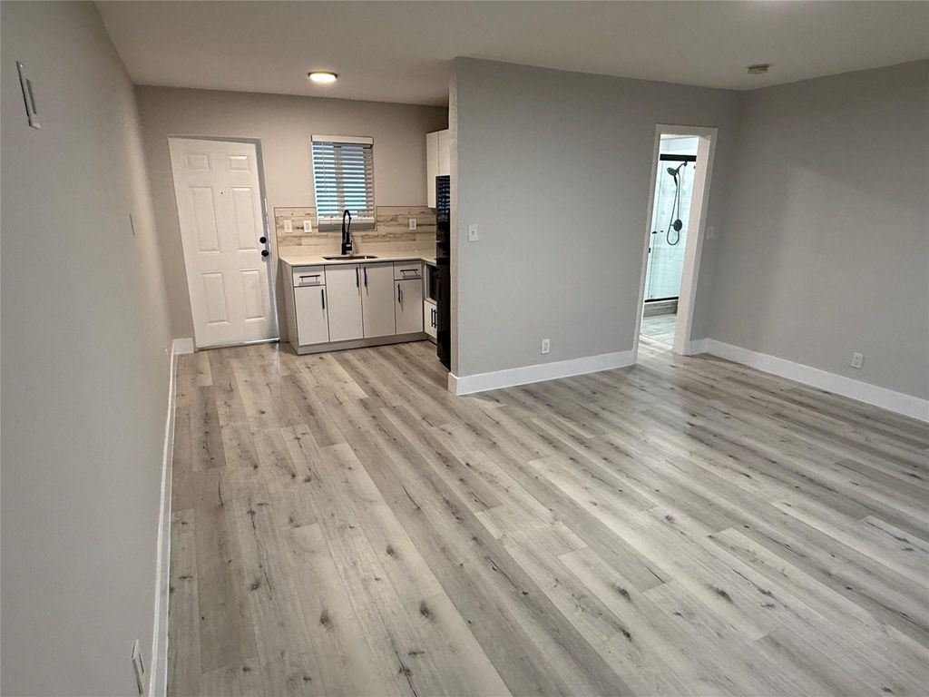 Photo of 720 NE 7th Street #2a, Hallandale Beach, FL 33009 (MLS # B26028965)