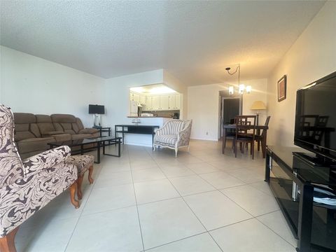 27 Newport B 27 Deerfield Beach FL 33442