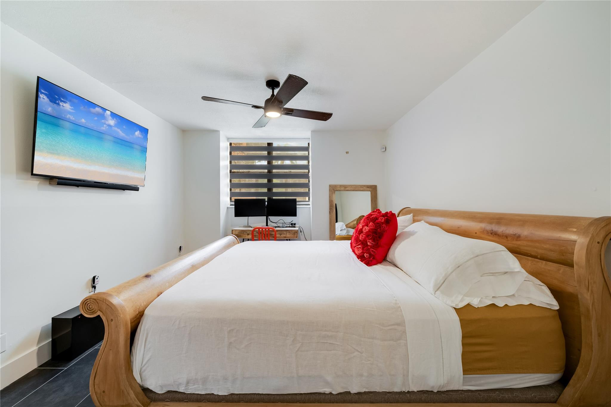 GARDENS OF KENDALL - Residential