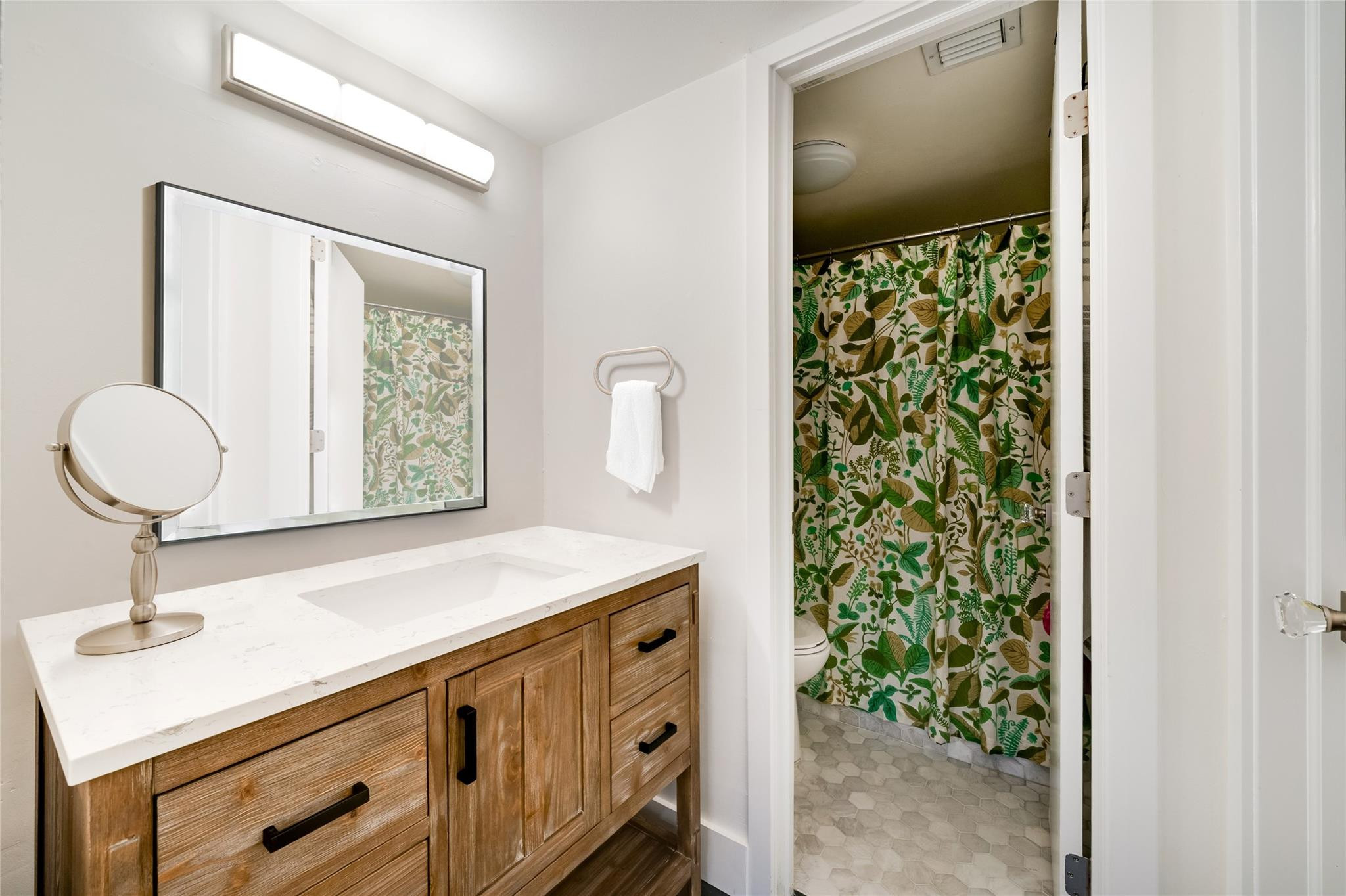 GARDENS OF KENDALL - Residential