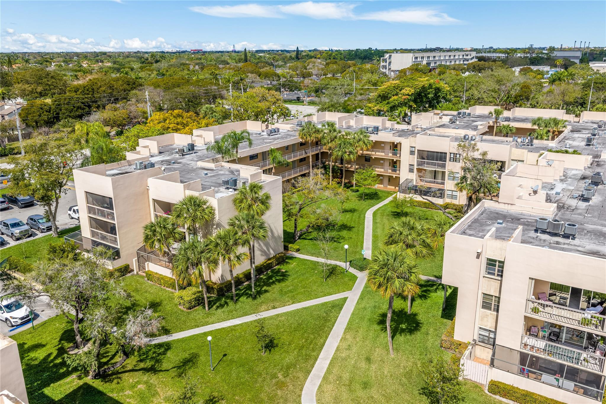 GARDENS OF KENDALL - Residential